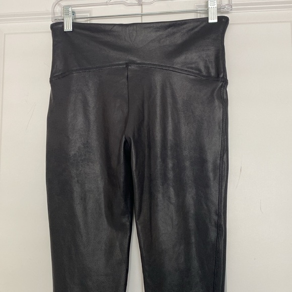 Spanx Faux Leather Leggings Black Size Large - Picture 4 of 9